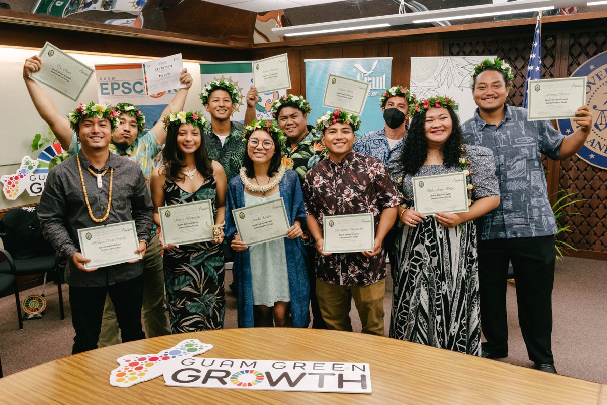 SeaGrant's tweet photo. #WhySeaGrant How do you prepare for a #GreenEconomy? @UOGseaGrant & @GuamGreenGrowth Conservation Corps are immersed in #conservation & #sustainability initiatives. Learn more about the accomplishments of their second group of graduates: https://t.co/CanxDAafsq https://t.co/9137s5FzXU