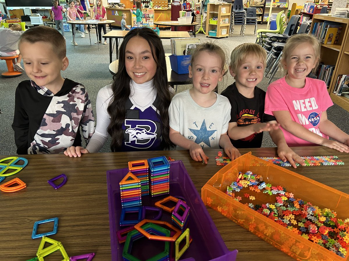 Day 1 Read Across America Read My Shirt with BHS friends <a href="/CuringtonElem/">Curington Elementary School</a> <a href="/Boernehs/">Boerne High School</a> #Curingtononeteamonegoal