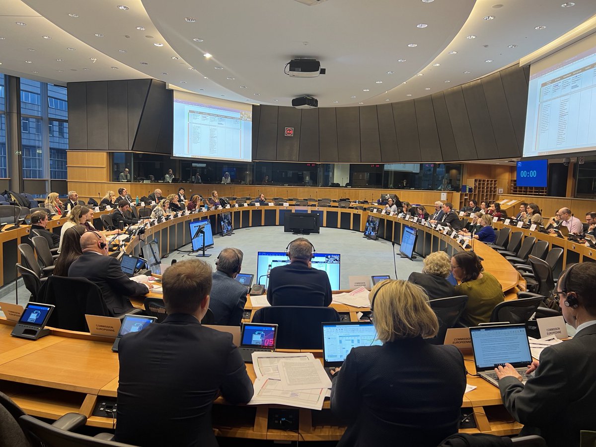 🤝Parliament & Council reached a provisional deal this afternoon to protect plants in the EU from pest. Details in the press release⤵️ europarl.europa.eu/news/en/press-…