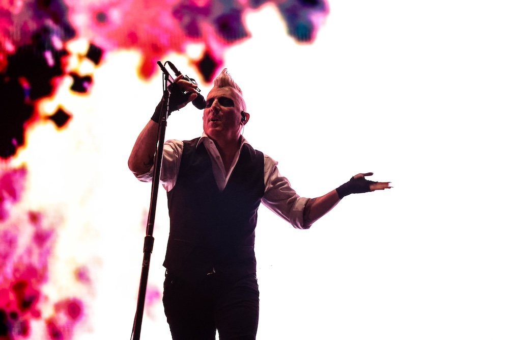 A TOOL timeline cleanse. 
📸: Ehud Lazin for us, Jan. 2024
theaquarian.com/2024/01/15/too…