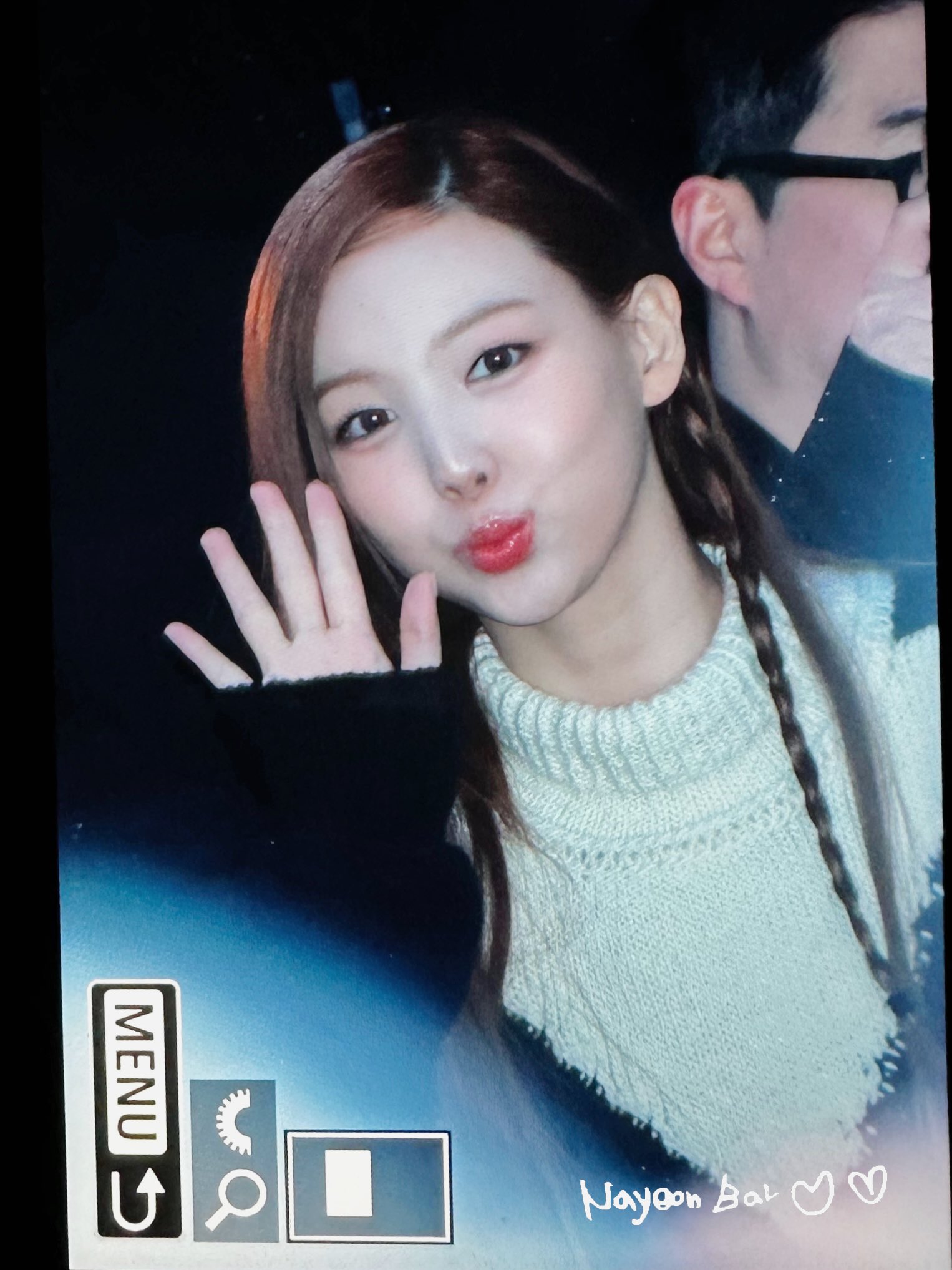 GH7R209bsAAsdpQ?format=jpg&name=large