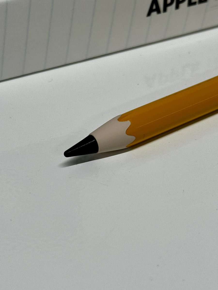 MKBHD's tweet photo. So you know how @ColorWare takes everything apart and paints it and puts it back together? They do the Apple Pencil now and…… it’s so sick https://t.co/BELZZBf4Xs