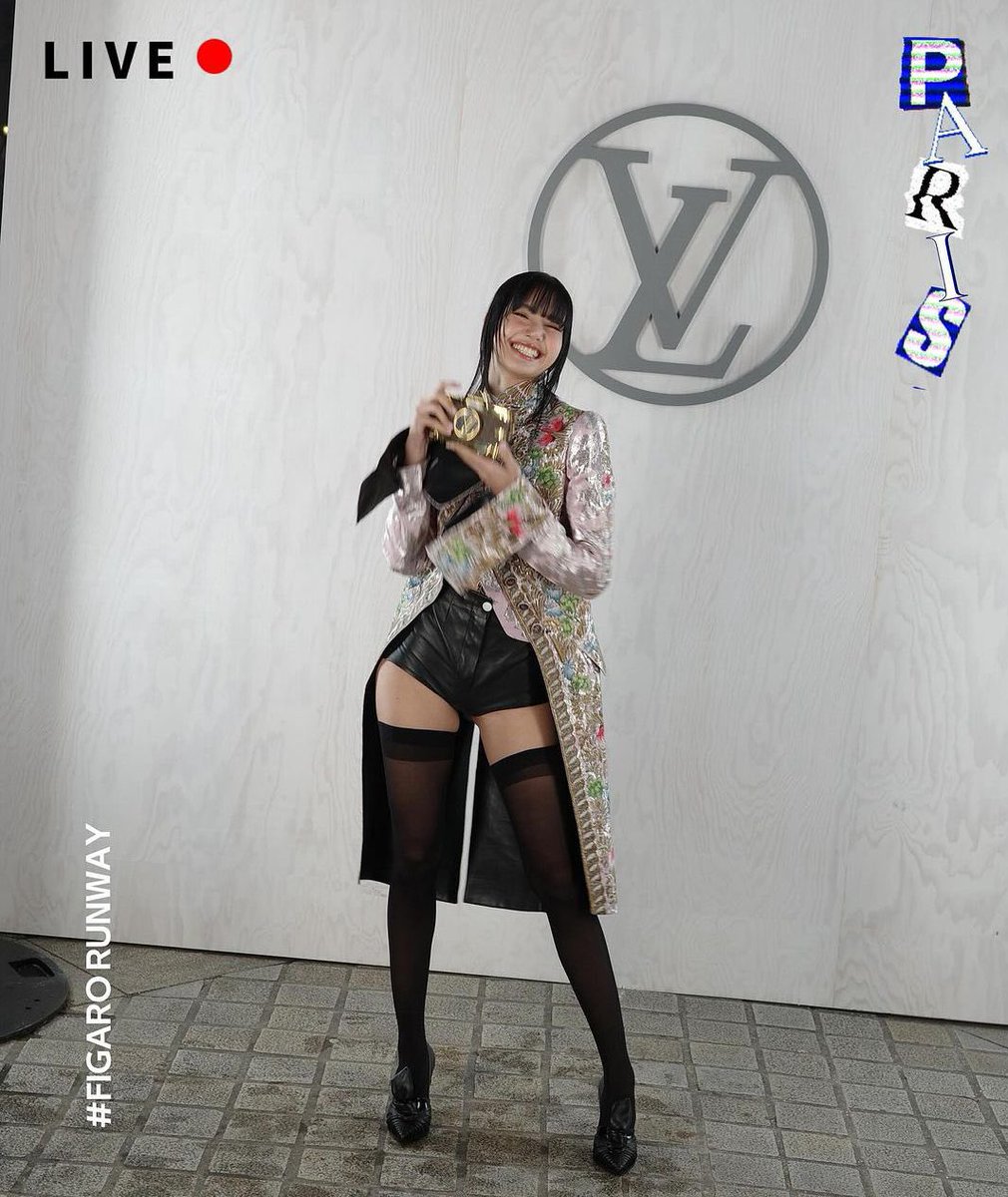 MAIN EVENT, GODDESS AND GLOBAL IT GIRL LISA X LOUIS VUITTON #LISAxLVFW24 #ParisFashionWeek #LVFW24  @LouisVuitton