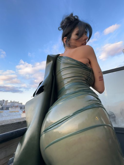 Fresh off the runway Avellano latex dress and trench https://t.co/Iywhxxg2Qd