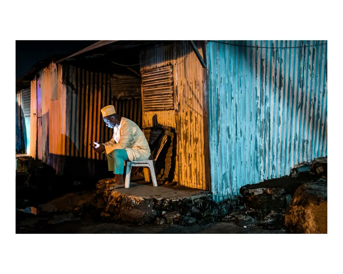 Scènes nocturnes
#streetphotography   #africa  #streetphotographers   #island #comoros #جزرالقمر #teampixel  #documentary  #nightshot  #nightsight  #ShotMyPhotographer #TheAfricaCenter #ThislsAfrica
#documentaryphotography #MadeWithLightroom