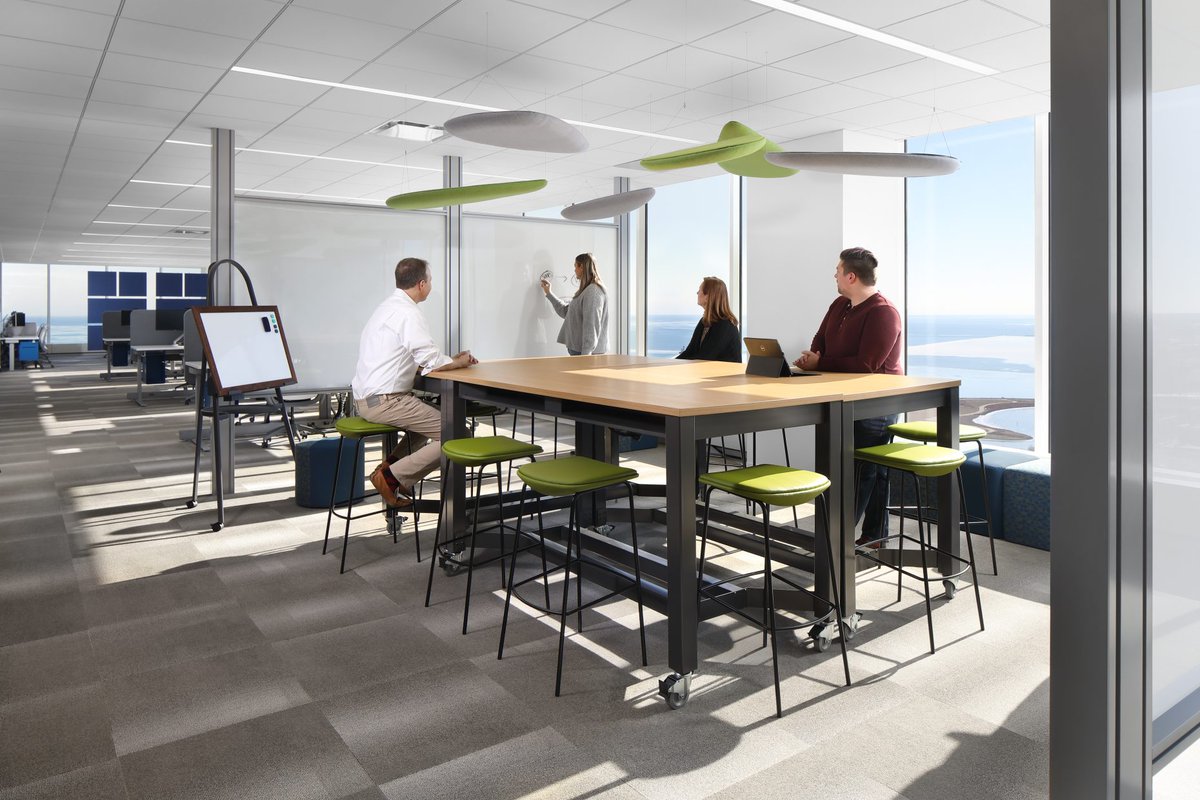 Shh…Let There Be Light!

ow.ly/v4SQ50QLUFZ

#officeacoustics #officelighting #acoustics #lighting #officedesign #officewellness #officeinteriors #workplace #workplacewellness
