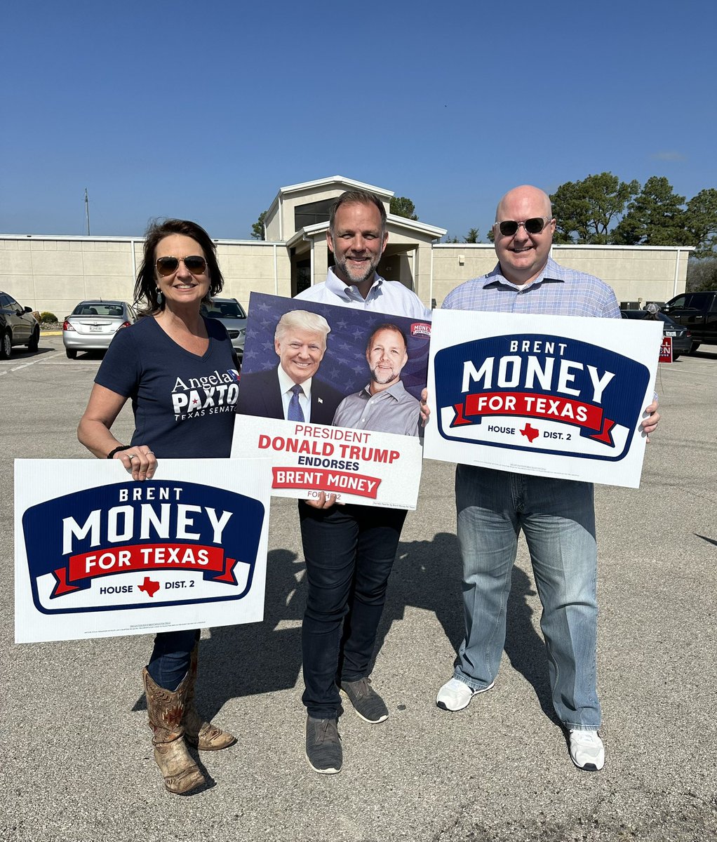 AngelaPaxtonTX's tweet photo. It’s a great Election Day here in #HuntCounty! If you haven’t voted yet, the polls are open until 7pm. You can find your polling locations at https://t.co/pB7uLGISnU. Be sure to make your voice heard 🇺🇸 https://t.co/TVsinwAdyZ