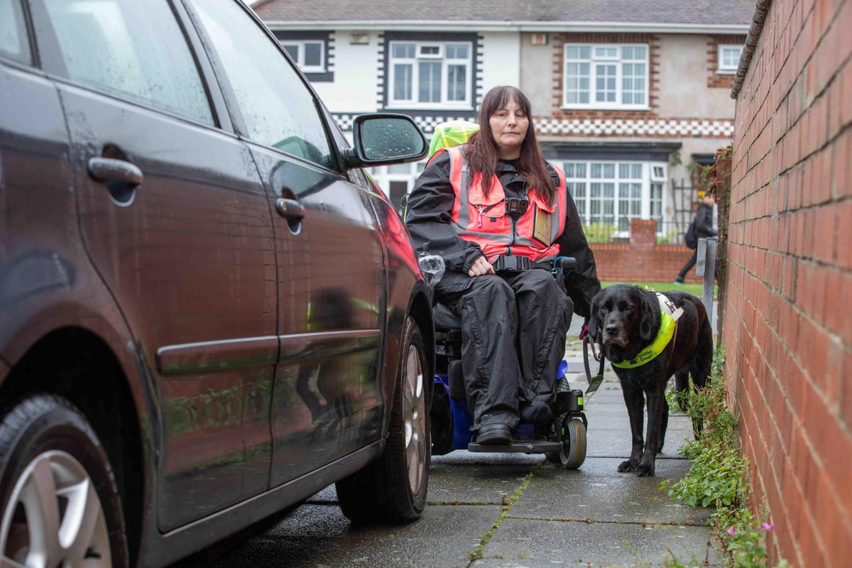 On Thursday 7th March MPs will have the chance to debate the important issue of Pavement Parking, will you message your MP and ask them to attend? 👉 bit.ly/3V4zKHX 🚗 #PavementParking