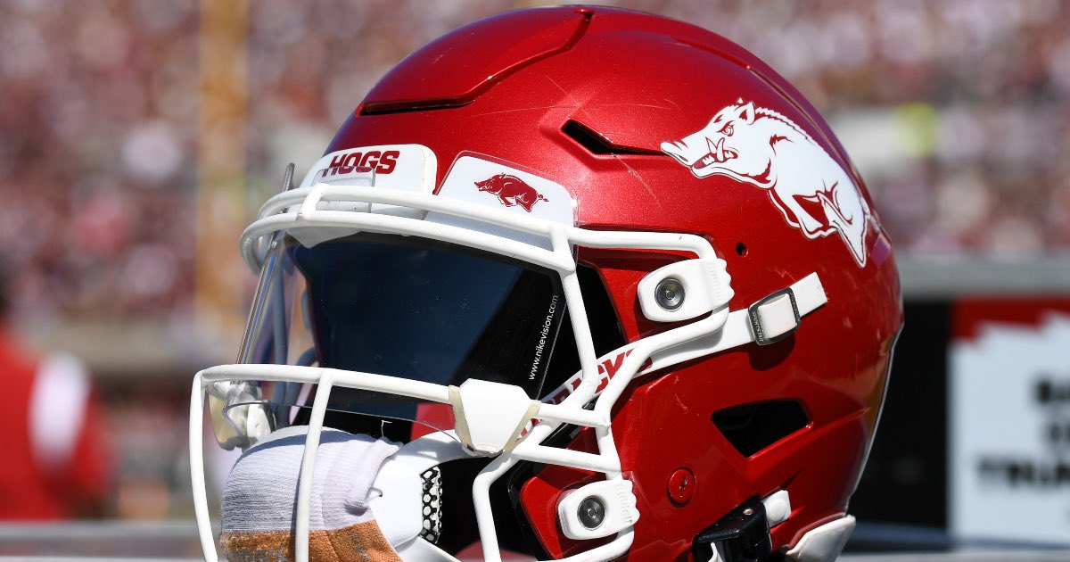 Arkansas is expected to name Jovon Hubbard its new director of player personnel, a source tells @247Sports. Before joining the Arkansas staff last year as assistant DPP, Hubbard spent three seasons under Hugh Freeze at Liberty. 247sports.com/article/2023-2…