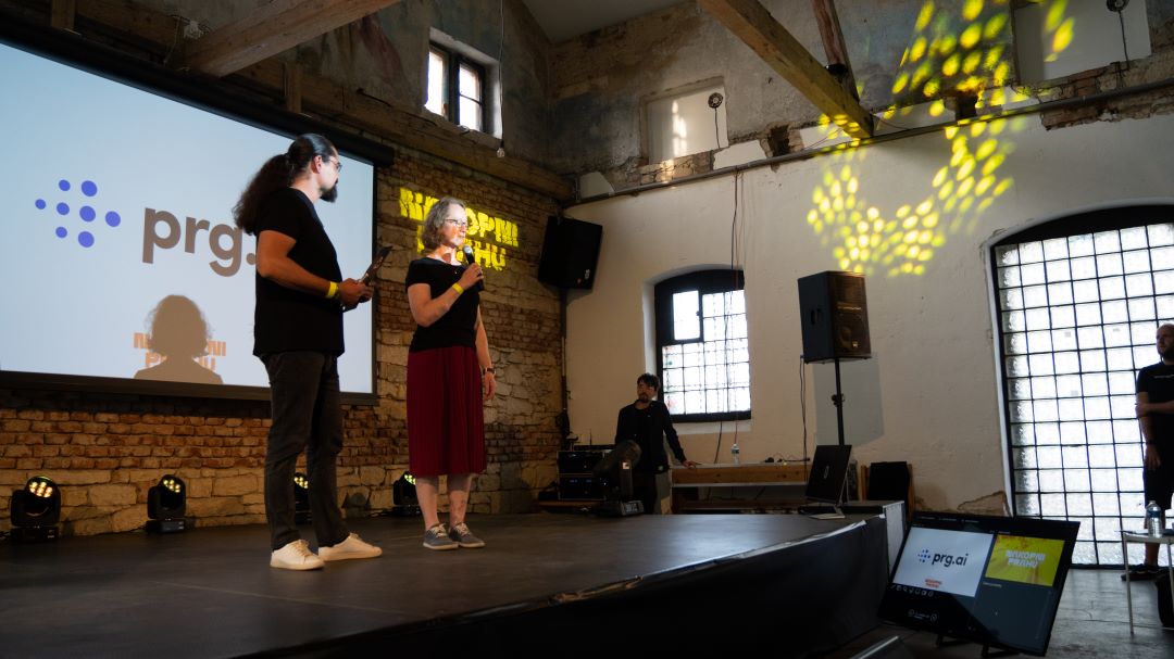 prg_ai's tweet image. 🌇🦿 Last chance to join #NakopniPrahu @OperatorICT! Register by March 7 for a shot at the prg.ai award, recognizing the best AI project. Don't miss out on mentorship, feedback, and the chance to make a difference in Prague! Register now: nakopniprahu.cz/registrace/