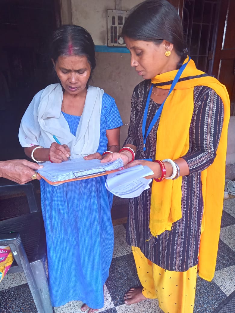BPCLGAS_BANKURA's tweet photo. @BPCLGAS_BANKURA is connecting the Bankura town and Barjora households with the #PNG under the PNG-D Campaign by @PNGRB_ 
@BPCLimited @BPCLGasBusiness @HardeepSPuri @PetroleumMin 
#SMART_BANEY_PNG_CHUNEY 
#AAGE_BADHEY_PNG_CHUNEY https://t.co/eOC5CvXtpC
