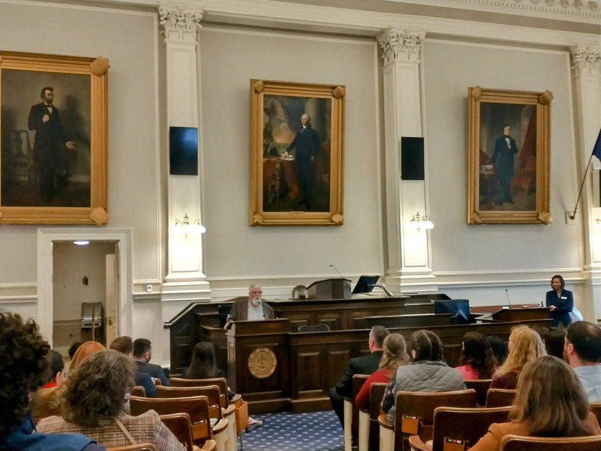 I love talking about the great bipartisan work happening in Concord, and engaging with organizations like @NHBANKERS. They are here today at the #NHStateHouse learning about the legislative process as part of their yearly event, Capitol Day.