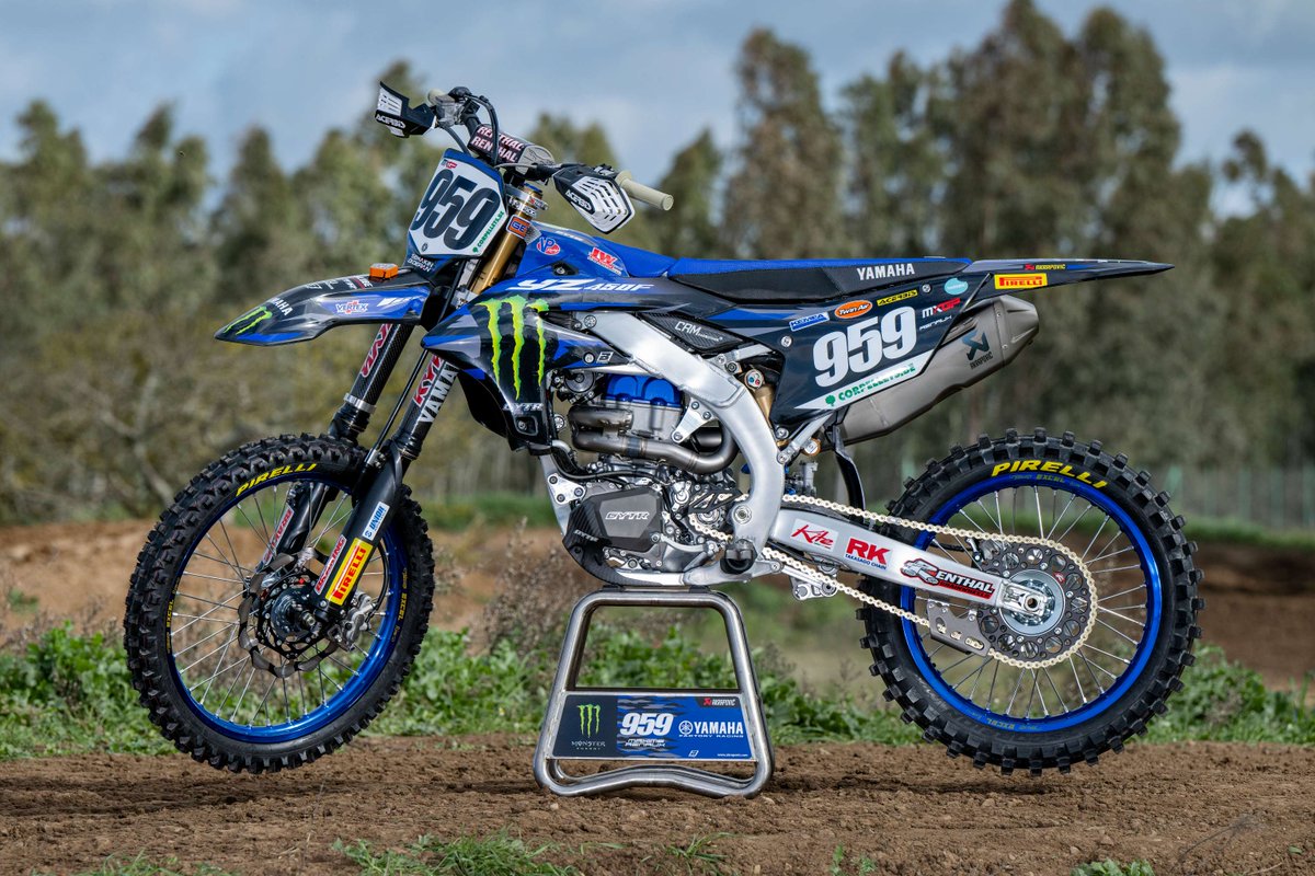 その他 Yama Yamaha EMX640 6 Channel Powered Mixer - Evolution Music