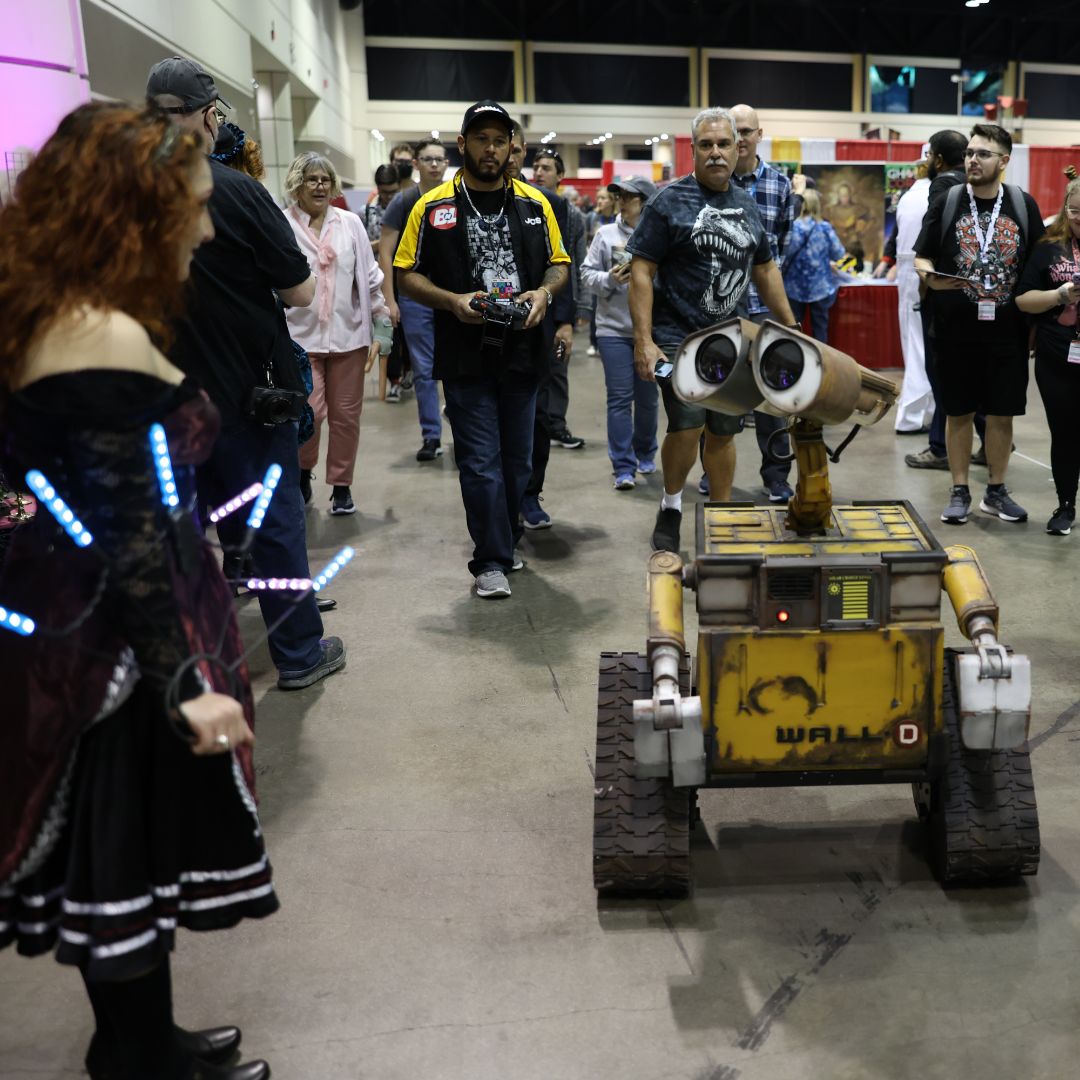 Did you see this cute little trash compactor on the show floor? Share your pics of WALL-E's MEGACON Orlando Adventure.

#MEGACONOrlando #MEGACONOrlando2024 #MCO #MCO2024 #MCO24 #Orlando #Florida #OrlandoFL #WALLE #Pixar