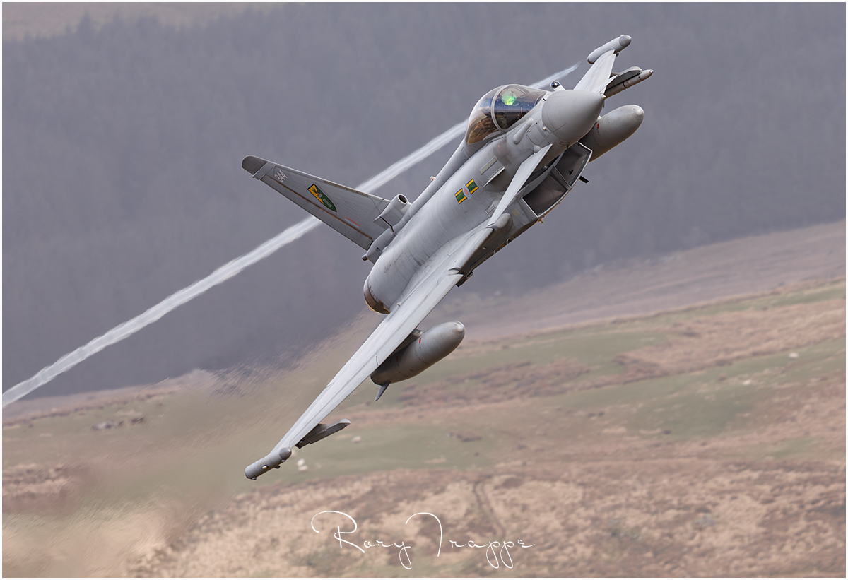 Single RAF Typhoon from Cad West this afternoon. .@RAFConingsby #machloop #wales #photography