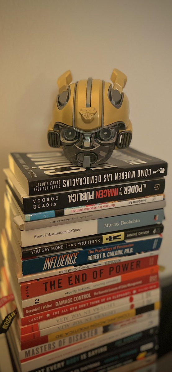 Alguien me mira con insistencia mientras trabajo…

#Elecciones2024MX