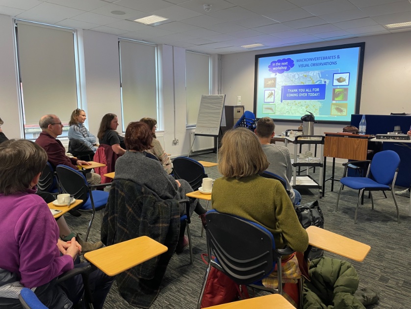 #CitizenScience is about a two-way partnership. We learn from our collaborators in local communities, who are monitoring on <a href="/UrbanCitizen632/">Urban Citizen's 6.3.2</a>. Today, some of our #CitizenScientists came on to <a href="/DCU/">Dublin City University</a> for a workshop on macroinvertebrates with the fab <a href="/laura_ribero13/">Laura Ribero</a>. <a href="/IrishResearch/">We are now Research Ireland</a>