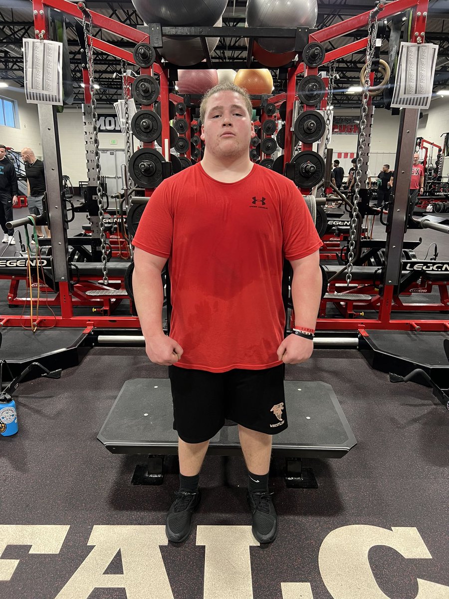 2026 OL Charles Nichols is our Falcon of the Day! TBH Charlie could probably be Falcon of the Day everyday that’s how much of a strong leader and hard worker he is!