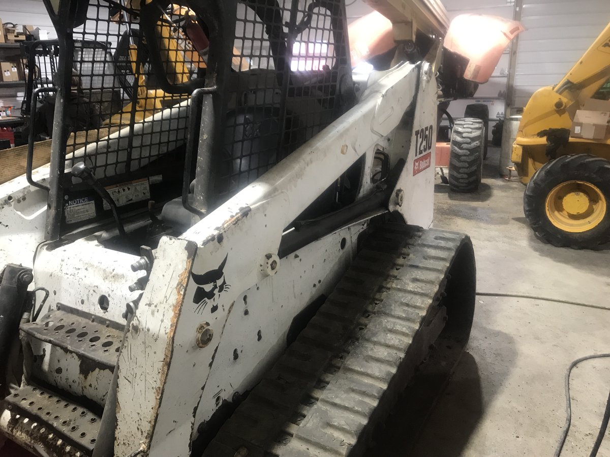 ProMarketCnnct's tweet image. Bobcat T250 Compact Skid Track Loader For Sale In Honey Brook, Pennsylvania 19344

showroom.auction123.com/pro_market_con…
#SkidLoader,#auction,#forsale
