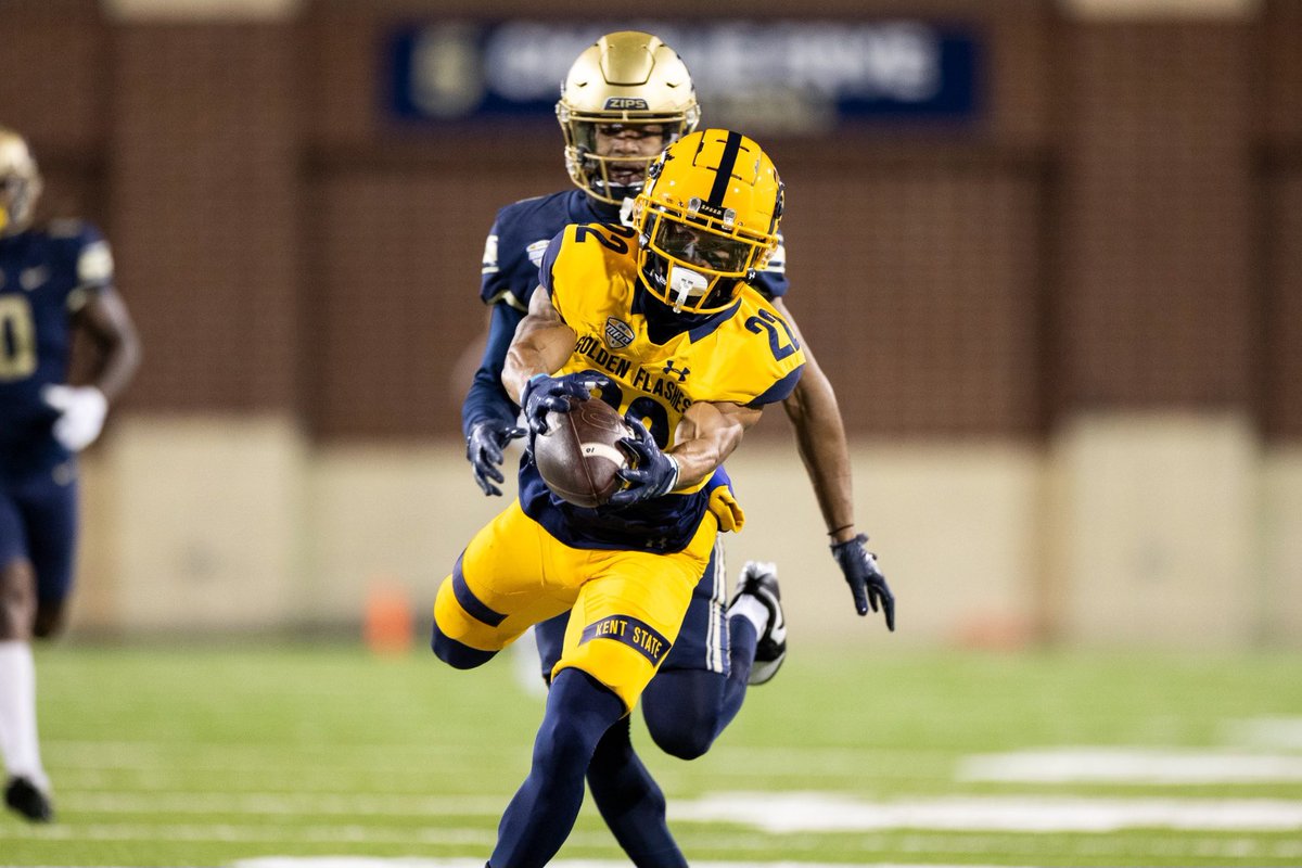 Jaidon_VP's tweet photo. Blessed to receive an offer from Kent St. @Dre_Muhammad @TractionAp @TomLoy247 @AllenTrieu @SWiltfong247 @IndianaPreps @Bryan_Ault @CoachNickFaus @gainseparation https://t.co/ZHzt4MrQ65