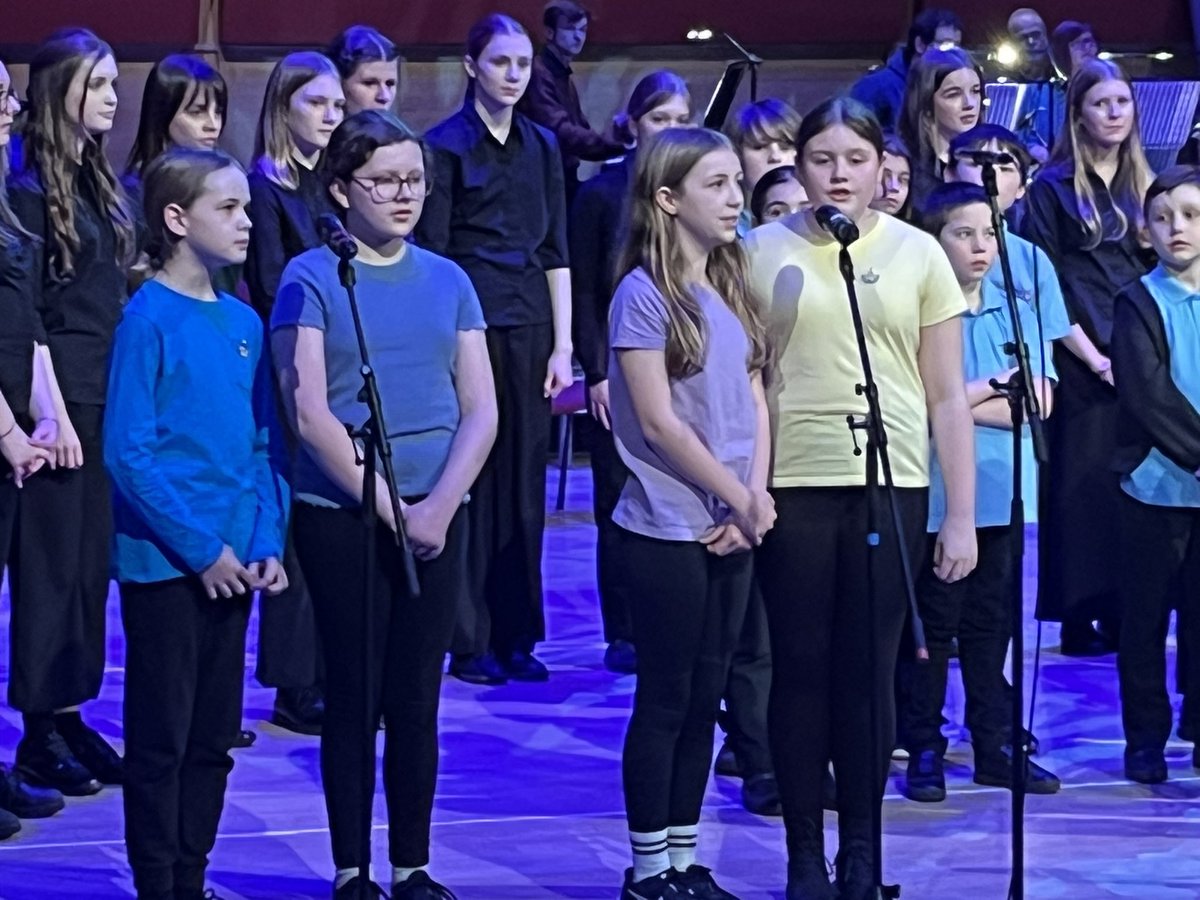 Our Junior Choir are about to go on stage at The Anvil to sing in the @hantsmusichub Choral Spectacular. Very excited that our 4 Vocal Ambassadors have been chosen to be soloists in the closing song. Well done Henry, Abbie, Amalie & Tegan.