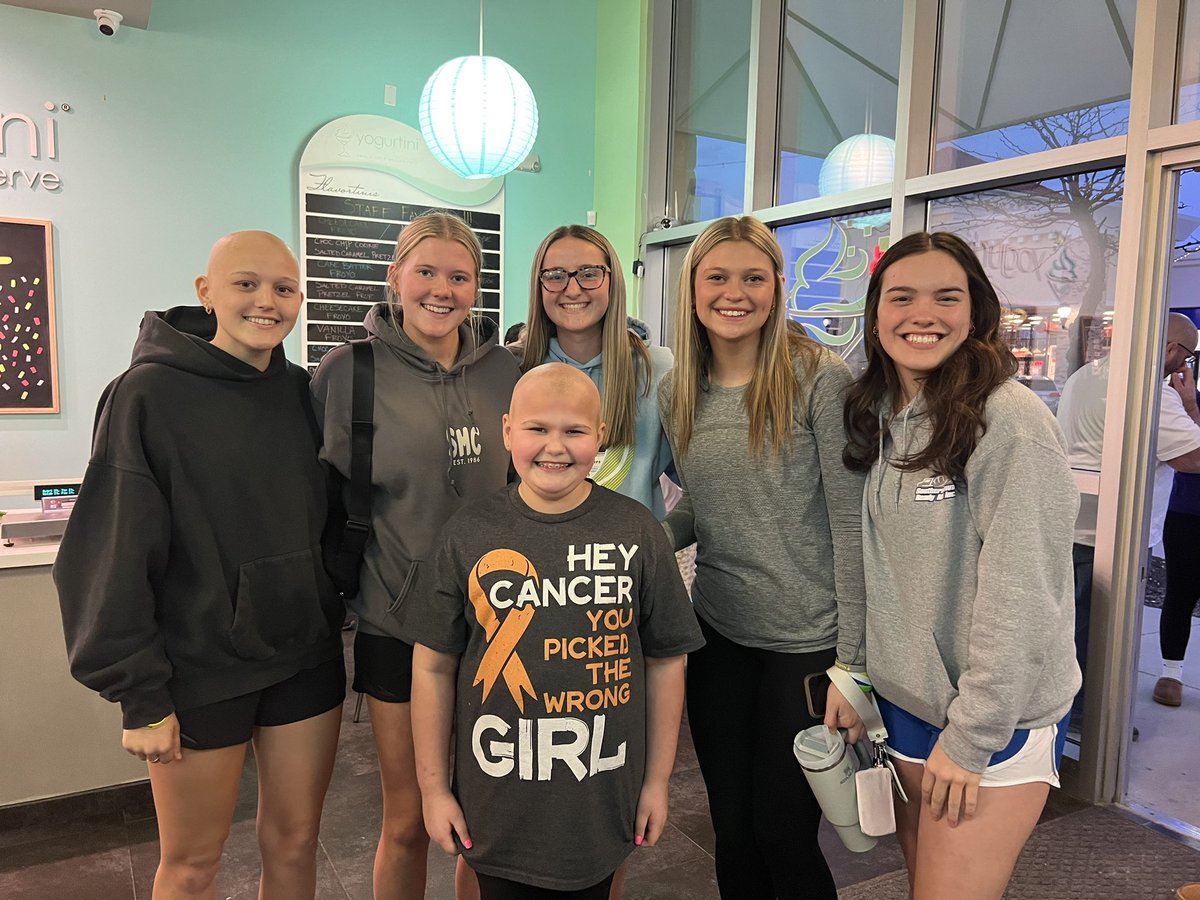 Some members of the @girls_gvhoops team came out to support #NadiaStrong last night at Yogurtini! Nadia had her last radiation treatment yesterday! Continued prayers to Nadia and @annabelle_totta in their fight! Thanks ladies for being there for this future Eagle! #OneValley