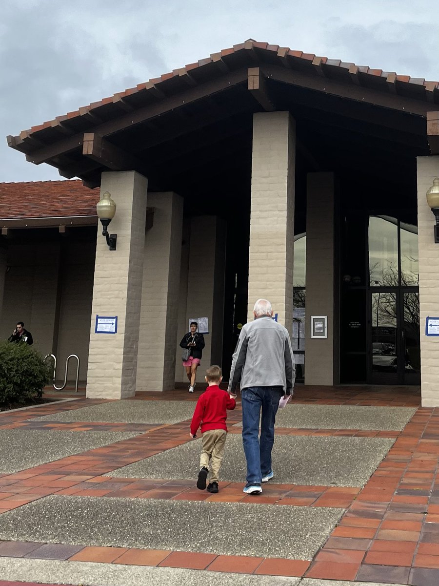 lanham_johanna's tweet photo. #TuesdayPrimary #Vote https://t.co/b5F2M4DrLB