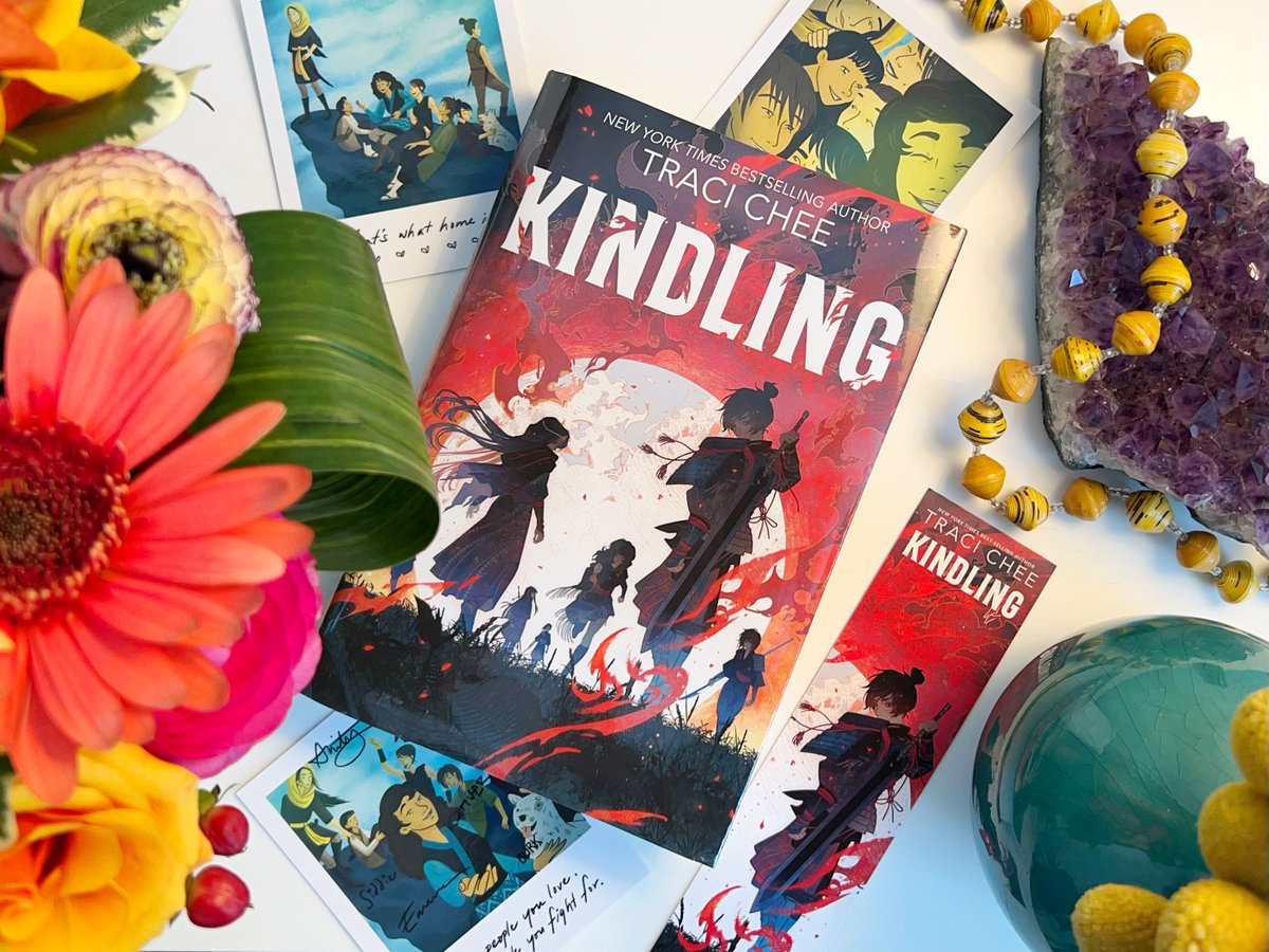 Last day for pre-order gifts! 🎁 If you bought a copy of KINDLING or received it from your local library, now’s the time to get three free “Polaroids” of the kindlings! Offer open internationally until midnight PT. tracichee.com/news/kindling-…