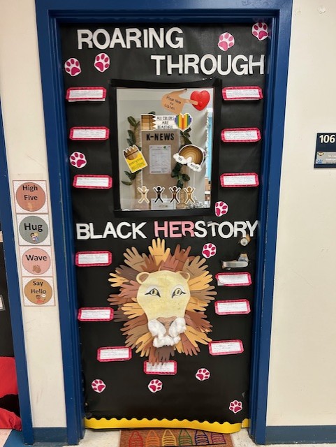 SevenOaksES's tweet image. Check out our beautifully decorated classroom doors celebrating Black History Month! Each door tells a unique story honoring the contributions of the Black community. #BlackHistoryMonth #ClassroomDecor #CelebratingDiversity