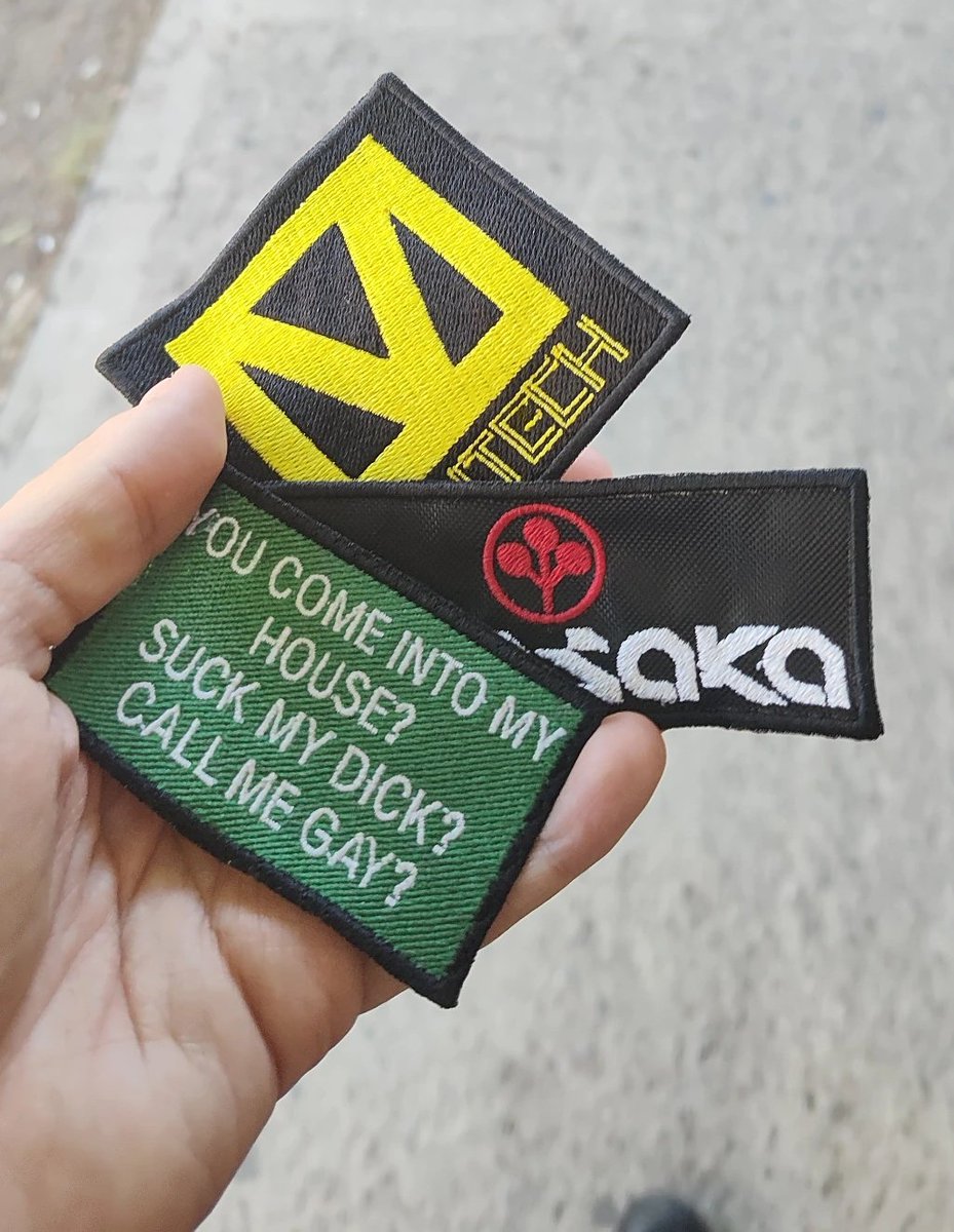 ArtCybes's tweet photo. Got patches!
#cybepunk #Cyberpunk2077 https://t.co/yKCQ7pyo0e