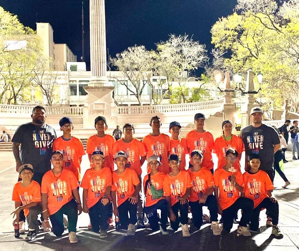 #COPATELMEX
Suerte a nuestros Buhitos participantes en el selectivo de la copa Telmex en la ciudad de Aguascalientes:
Mario Olimón
Betito Davis
Pablito Vázquez 
Regina Diaz
Ramón Villegas
Daniel Huez (coach)
Miguel Durazo (coach)
#somosbuhitos