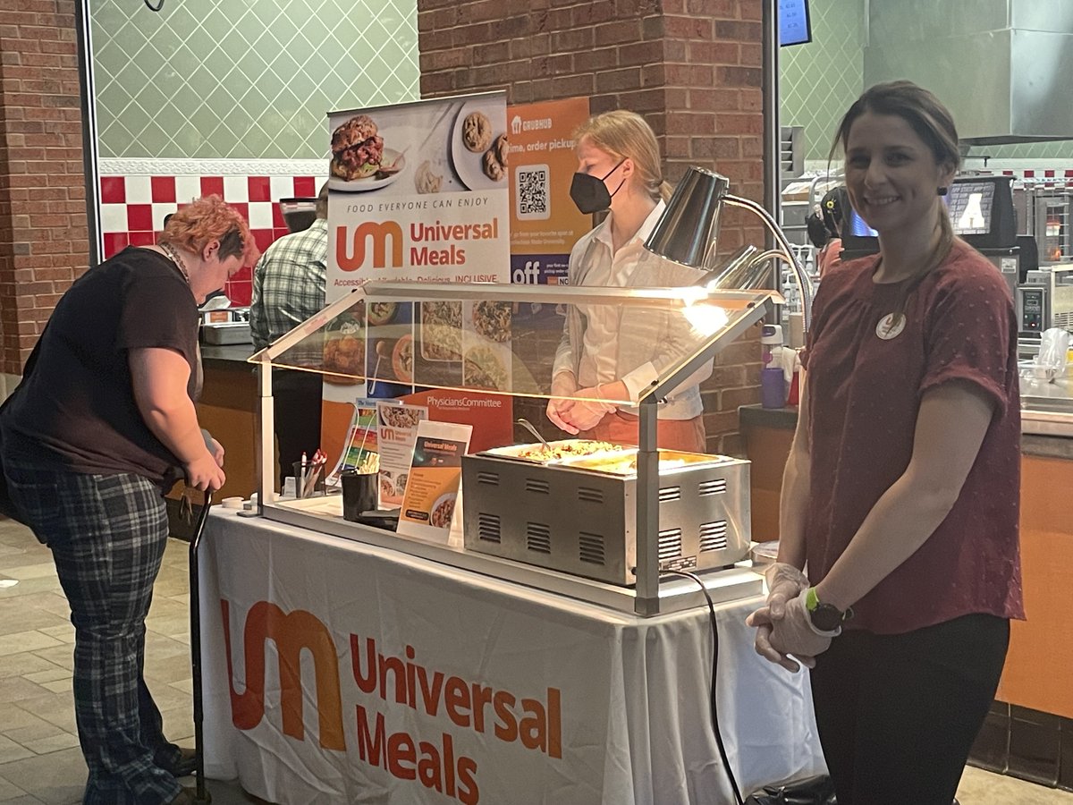 We would like to share our APPreciation with Universal Meals and their team for sharing some of their recipes, time and knowledge with us! Did you sample their menu? We want to hear about your experience at dining.appstate.edu/about/share-yo…. #dineappstate🖤🍽💛 #universalmeals