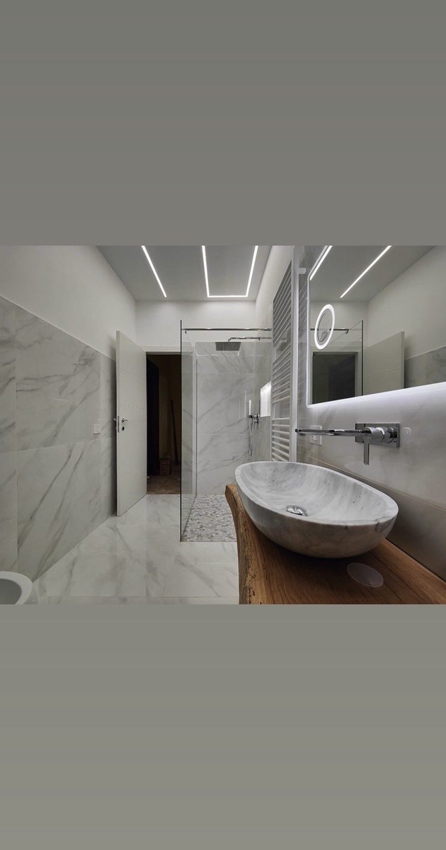 MarioEdile's tweet image. Un grande spazio in  un piccolo ambiente super funzionale: il bagno che hai sempre desiderato è più conveniente con Ristrutturazione Moderna S.r.l Richiedi un preventivo per la tua ristrutturazione della casa