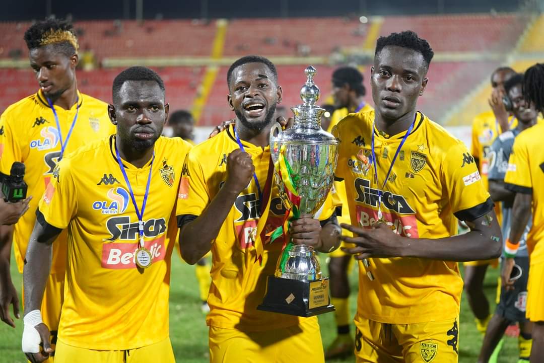 Badciss's tweet image. L&apos;ASEC Mimosas vainqueur de la President&apos;s CUP 😍
#ASEC #Mimos