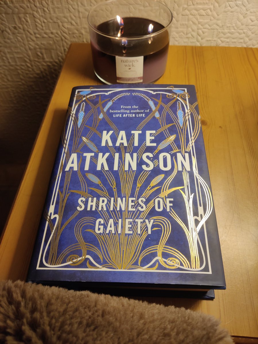Okay it's giveaway time! To celebrate having read 10 books off my endless TBR pile, I'm giving away a copy of my favourite book so far this year, Shrines Of Gaiety. To win retweet and follow me. Posting to UK only, entries closing at 2000 on Sunday 10th March ☺️❤️☺️❤️