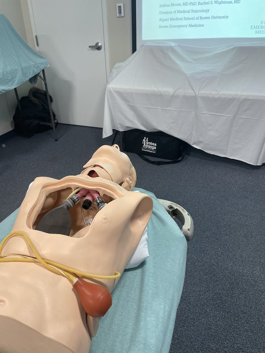 Brown PEM (@brownpem) on Twitter photo You know you’re in the #simulation center when… You know you’re in the #simulation center when…