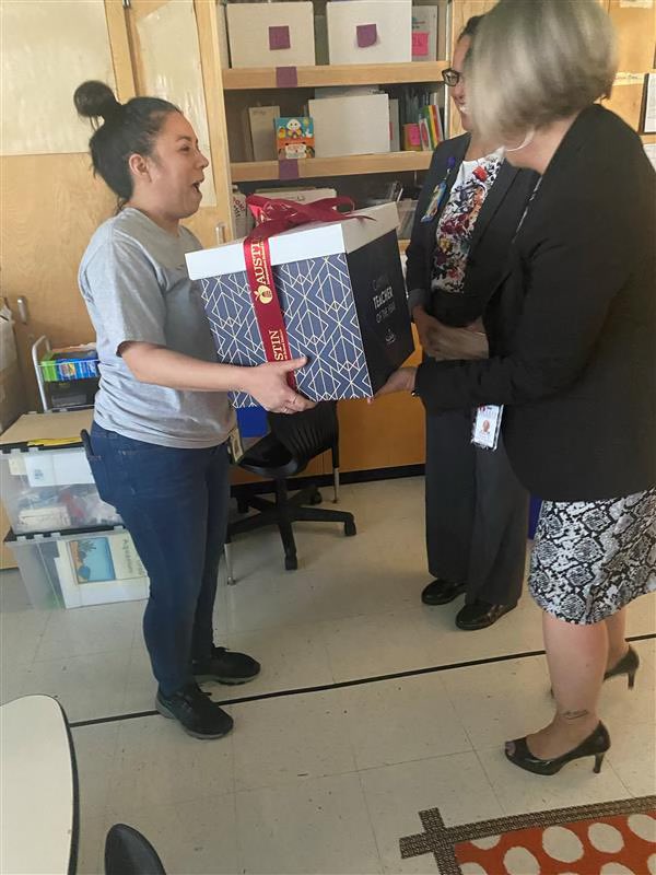 It was such an honor to present Ms. Lucio, @AustinISD @Ortega_AISD #TeacherOfTheYear, with the TOY gift box! @WeAreAISD and #AISDjoy