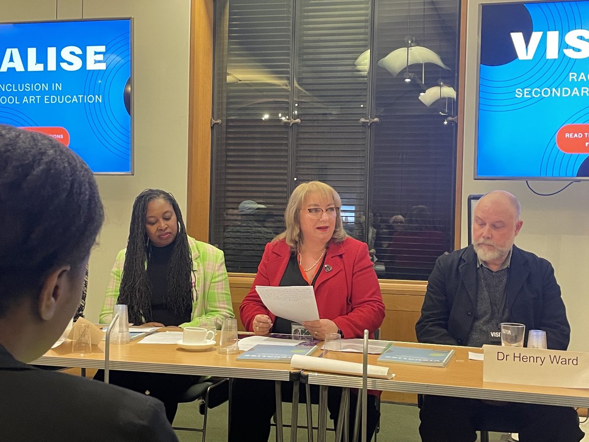 ⁦@DawnButlerBrent⁩ ‘Representation does matter; so children can see themselves; students want diversity; teachers do; this doc’s findings are weighty & must inform policy’ ⁦@SharonHodgsonMP⁩ launching ⁦⁦@FreelandsF⁩ ⁦@RunnymedeTrust Visualise⁩ report