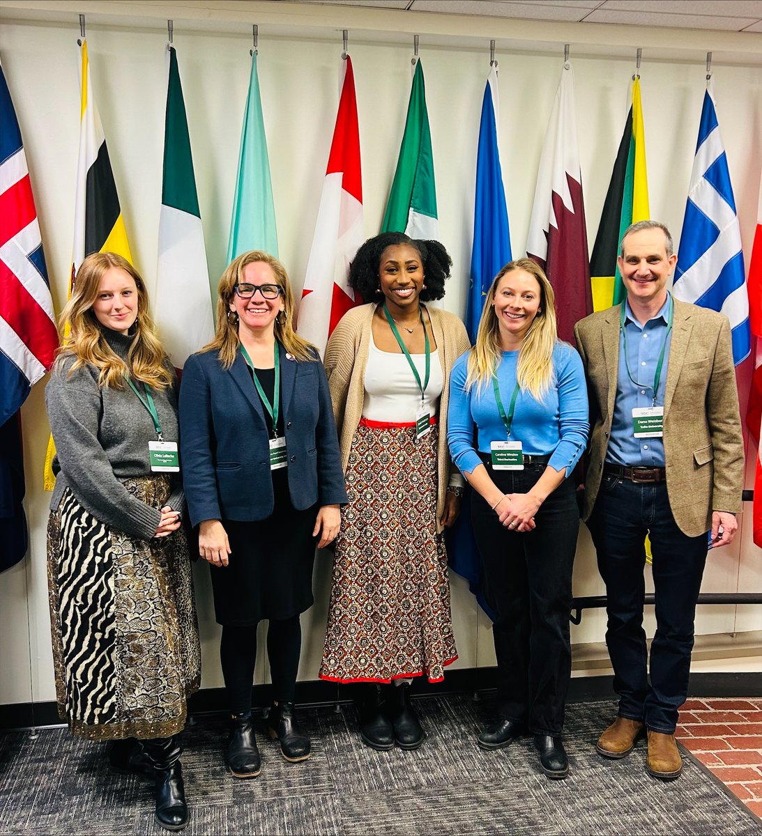 Leaders from a variety of backgrounds, including IGS Executive Director @Enviro_Rebecca, discussed the gap between #GreenEnergy innovation and real-world implementation at a panel @TuftsEnergyConf. Thank you to the panelists for an informative conversation.