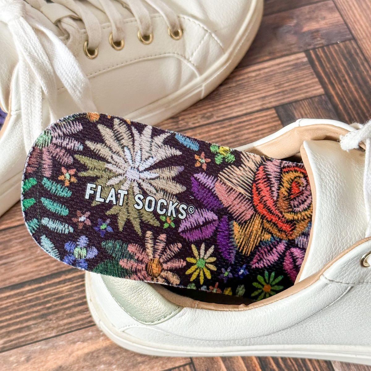 DeliciouslySavv's tweet photo. 🙌FLAT SOCKS vs Dr Scholl's ~ Which Are The Most Comfortable Invisible Socks🧦 For Your Spring & Summer Wardrobe Needs? #InvisibleSocks #NoShowSocks #FLATSOCKS
Read My Comparison Review Today
👉https://t.co/adt7jKEmee via @deliciouslysavv https://t.co/vmjqzxrUx9