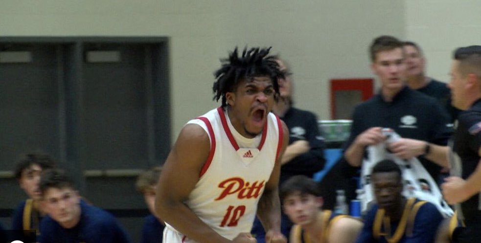 🚨MIAA ALL-DEFENSIVE TEAM🚨

Pitt State’s RJ Forney earns a spot on the All-MIAA defensive team. One of the top 3-pt shooters and perimeter defenders in the league🏀