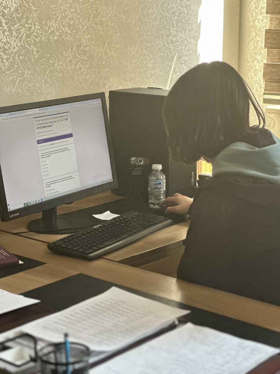 KitapVanEdremit's tweet photo. Projemiz kapsamında yapılan 3. Kitap Okuma Yarışması il sınavına ilçe birincilerimiz katılım sağladı.Sevgili öğrencilerimize,kıymetli velilerine ve değerli öğretmenlerimize emeklerinden dolayı teşekkür ederiz. @tcmeb @tcvanvaliligi @tcvanedremit @VanilMem @Edremit_MEM @KITAPVAN1 https://t.co/ZwjuzQNDfQ