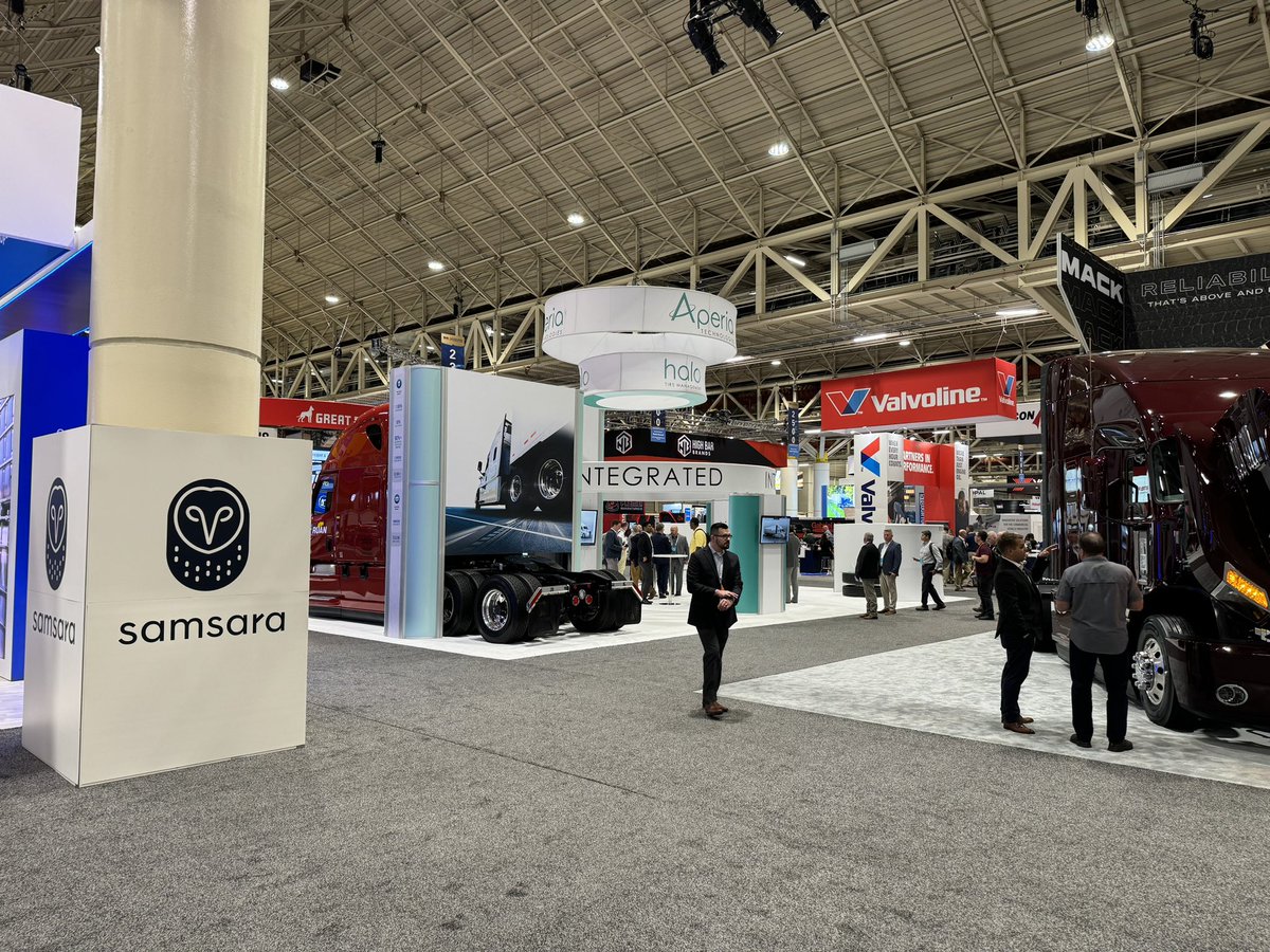 the_load_board's tweet image. Live at the #TMC2024 Annual Meeting and Technology Expo — this show is off and running in New Orleans.

#fleet #fleettech #trucking