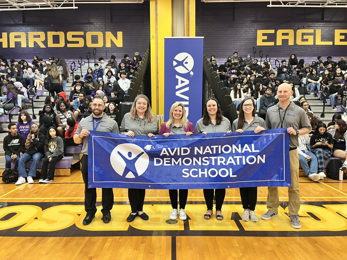 Josh Eason tweet media