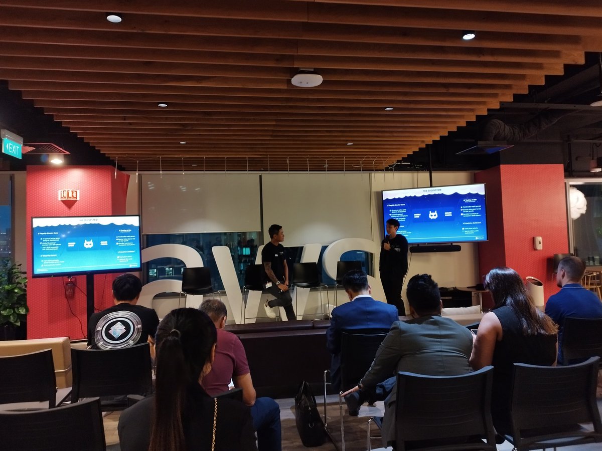 natxwang's tweet photo. Spotted 2 penguins in the wild. @pudgypenguins
Last night's #natworking at @SaladVentures event.
Shout-out to @felixsim for being an amazing host as always.
Another amazing session by @elston_ethlas on SkillFi for the Gamer Economy.
Can't wait to share with ya'll what we've been building behind the scenes and to let ya'll try it out..
VERY SOON. Keep your notifs on us. @Ethlas_Official