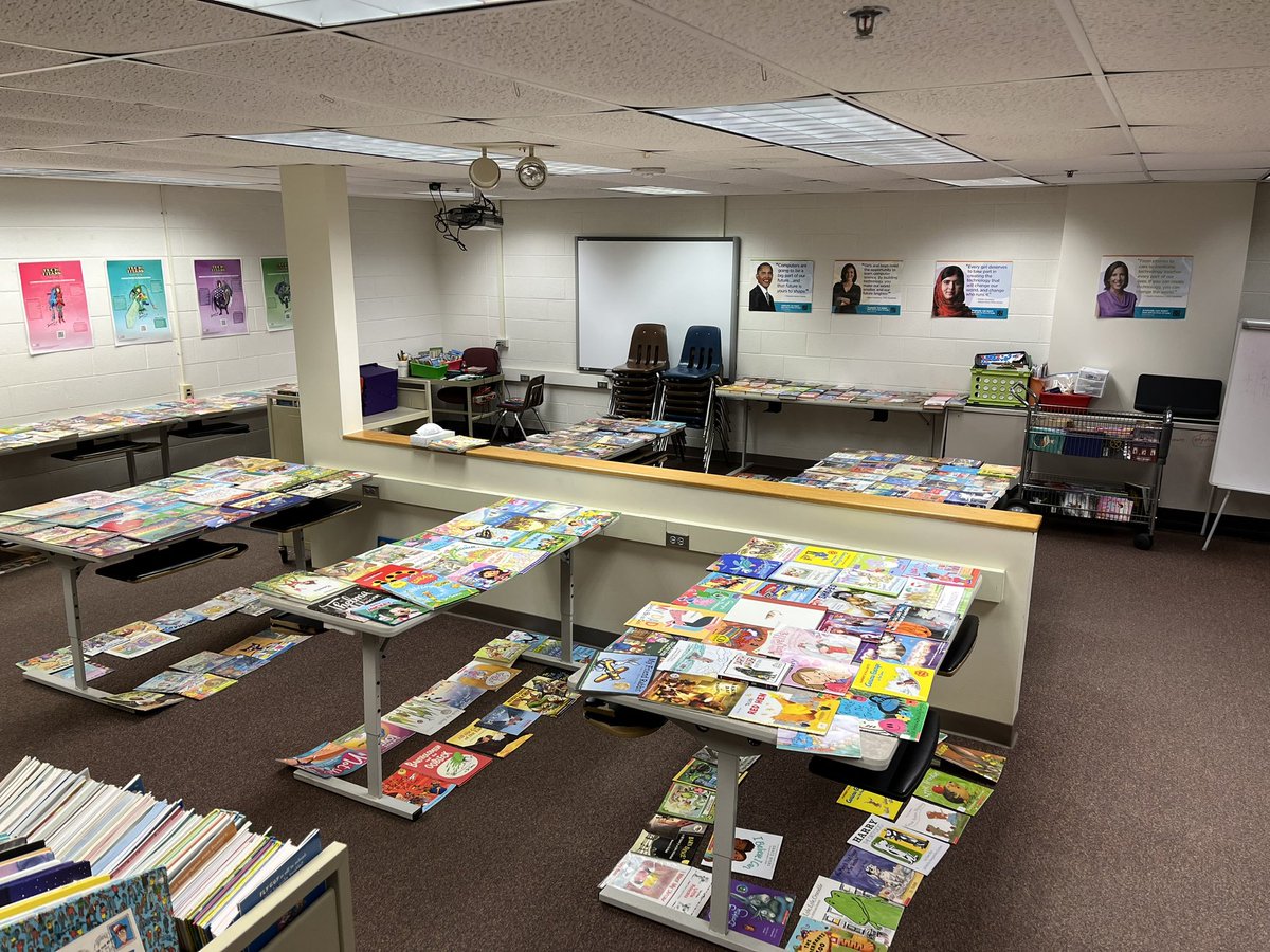 This is what 1,300+ books looks like! Thank you to everyone who donated and helped find books! Our first ever book swap for #ReadAcrossAmerica is ready! Every student gets 2 new-to-them books tomorrow!! #RVESlibrary @RVESrobins