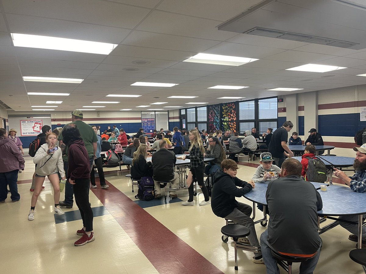 Clinton-Massie Middle School tweet media