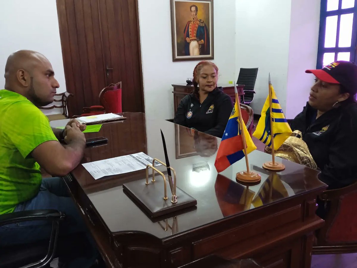 CVGFundeporte's tweet photo. Continúan los abordajes institucionales y esta vez la gerencia de Turismo se dirigió al Municipio Angostura del Orinoco, para reunirse con Vicente Pérez Director de Turismo Bolivar, quién informó acerca de todas las actividades que tienen programadas para Semana Santa 2024 https://t.co/XLtygoXxgP