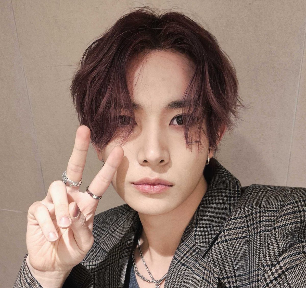 soheevanlee's tweet photo. Some things just stubbornly remain the same… ✌🏻🥺 https://t.co/niwkx1c3vu