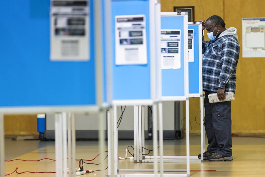 Voter turnout is shaking out differently county by county in the hours before polls close at 8 p.m. Here’s a look at what poll workers all over the Bay Area have seen so far, and how they expect the rest of the evening to go: kqed.org/liveblog/elect…